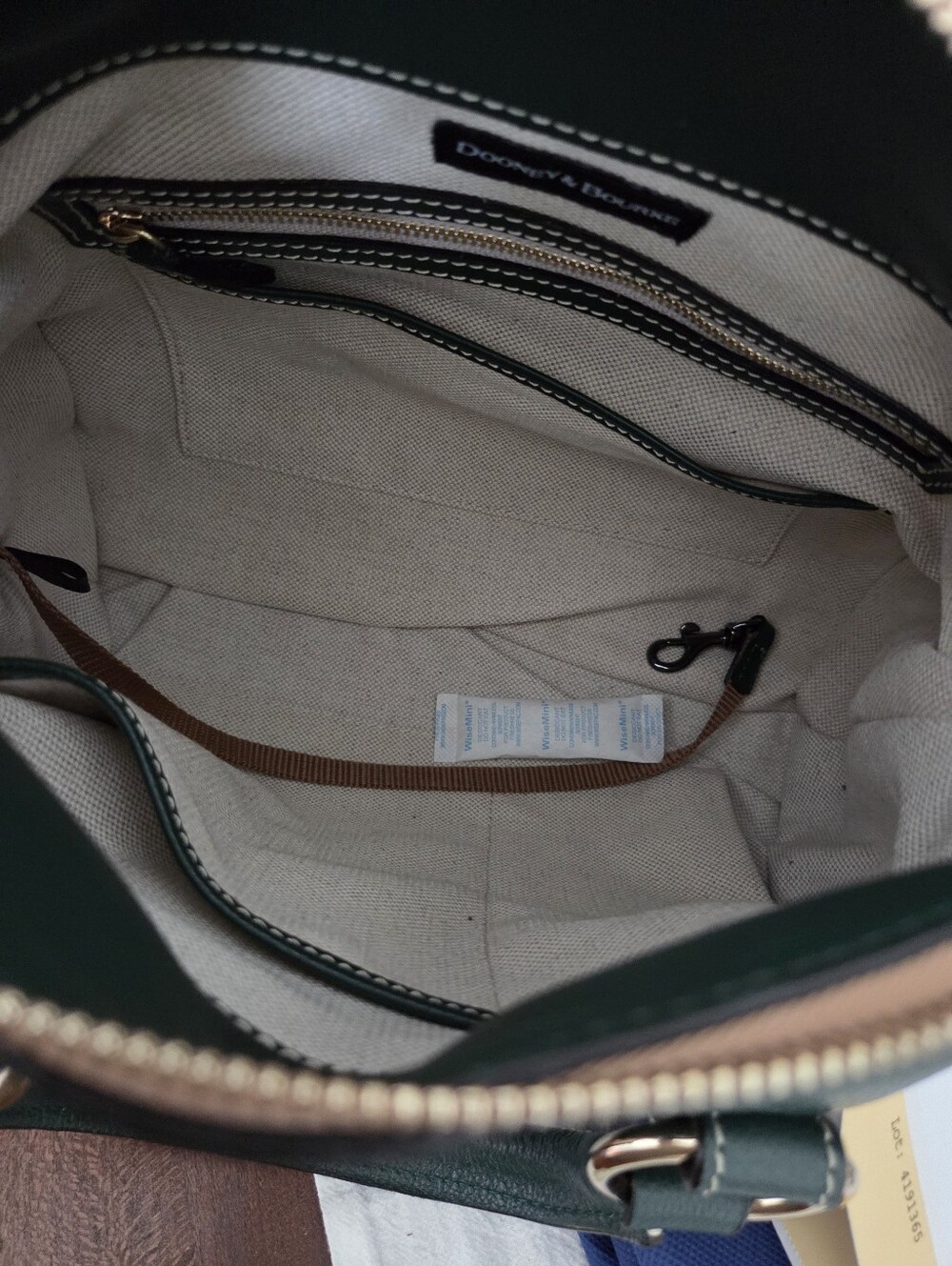 Donney & Bourke Sorrento Satchel 30 with Pockets Color: Ivy NWT - Picture 6 of 6